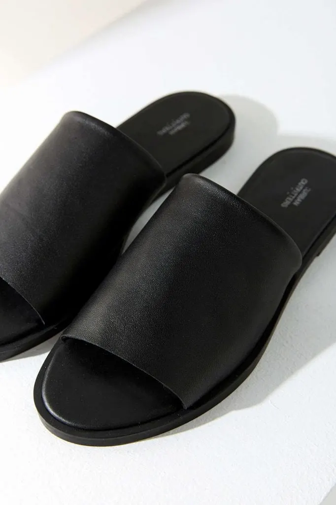 low-heeled black mule shoes