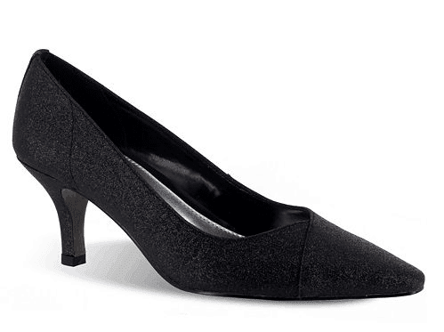 Low heeled black pump for women over 70