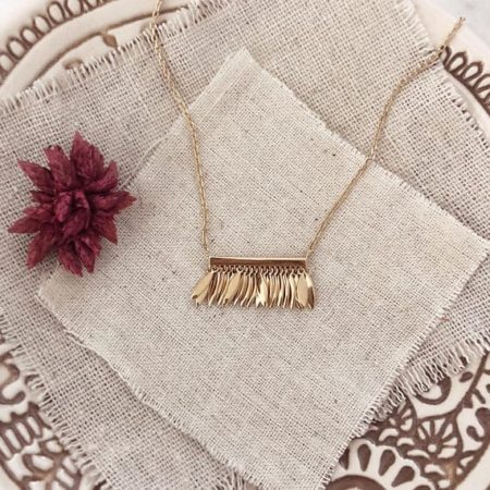 Gold fringe style necklace pendant