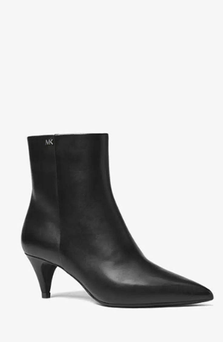 Black ankle boot with kitten heel