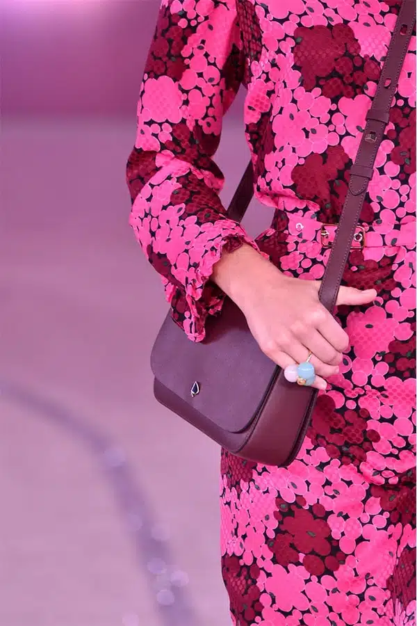 Kate Spade New York Love Shack Heart Crossbody Shoulder Handled Bag (Black  Quilted): Handbags: Amazon.com
